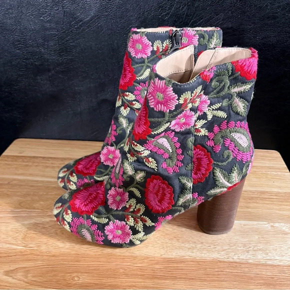 Sole Society Mulholland Embroidered Heeled Boots Size‎ 7.5 - Picture 1 of 10